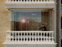 Панорамний балкон