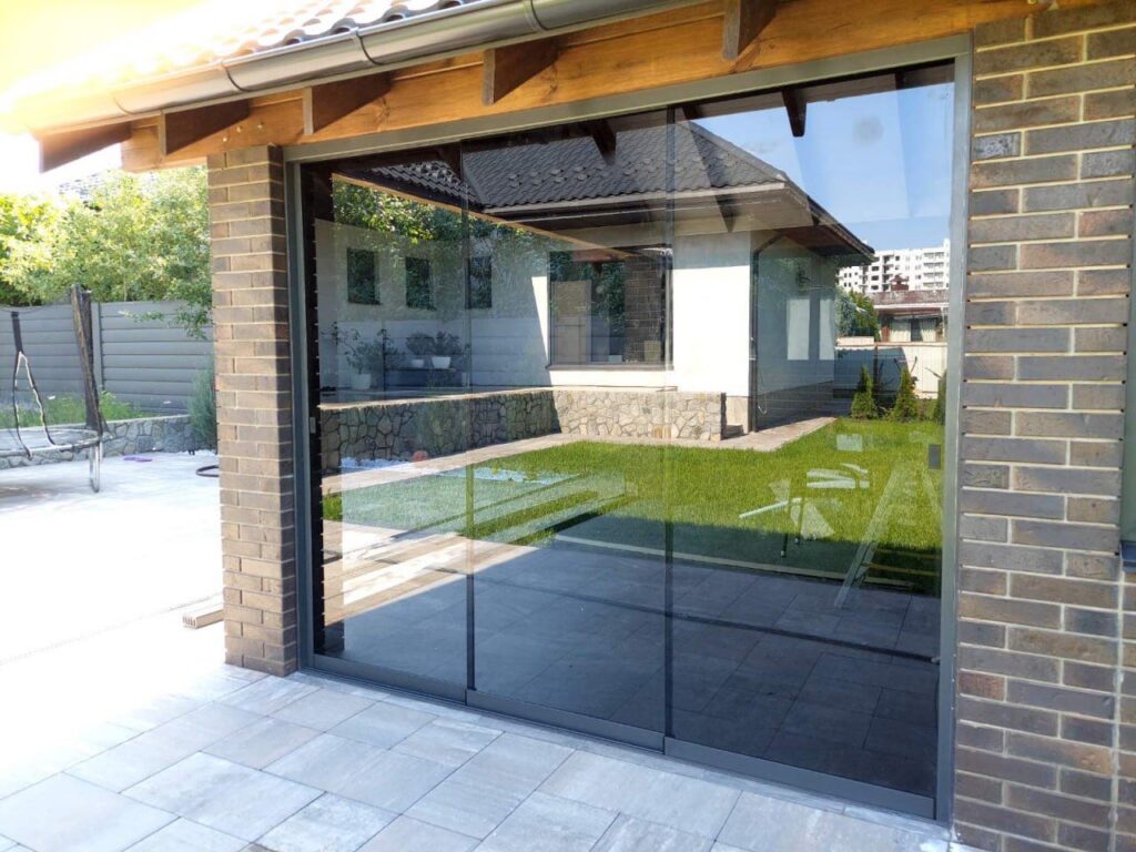 Скління терас